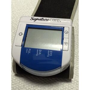 Kroger Signature Care Clinical Accuracy Automatic Blood Pressure Monitor - Wrist